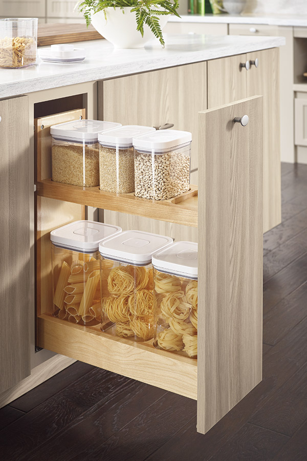 Pull-Out Pantry