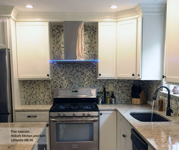 Pictures Of White Shaker Style Kitchen Cabinets - Awesome Kitchen ...